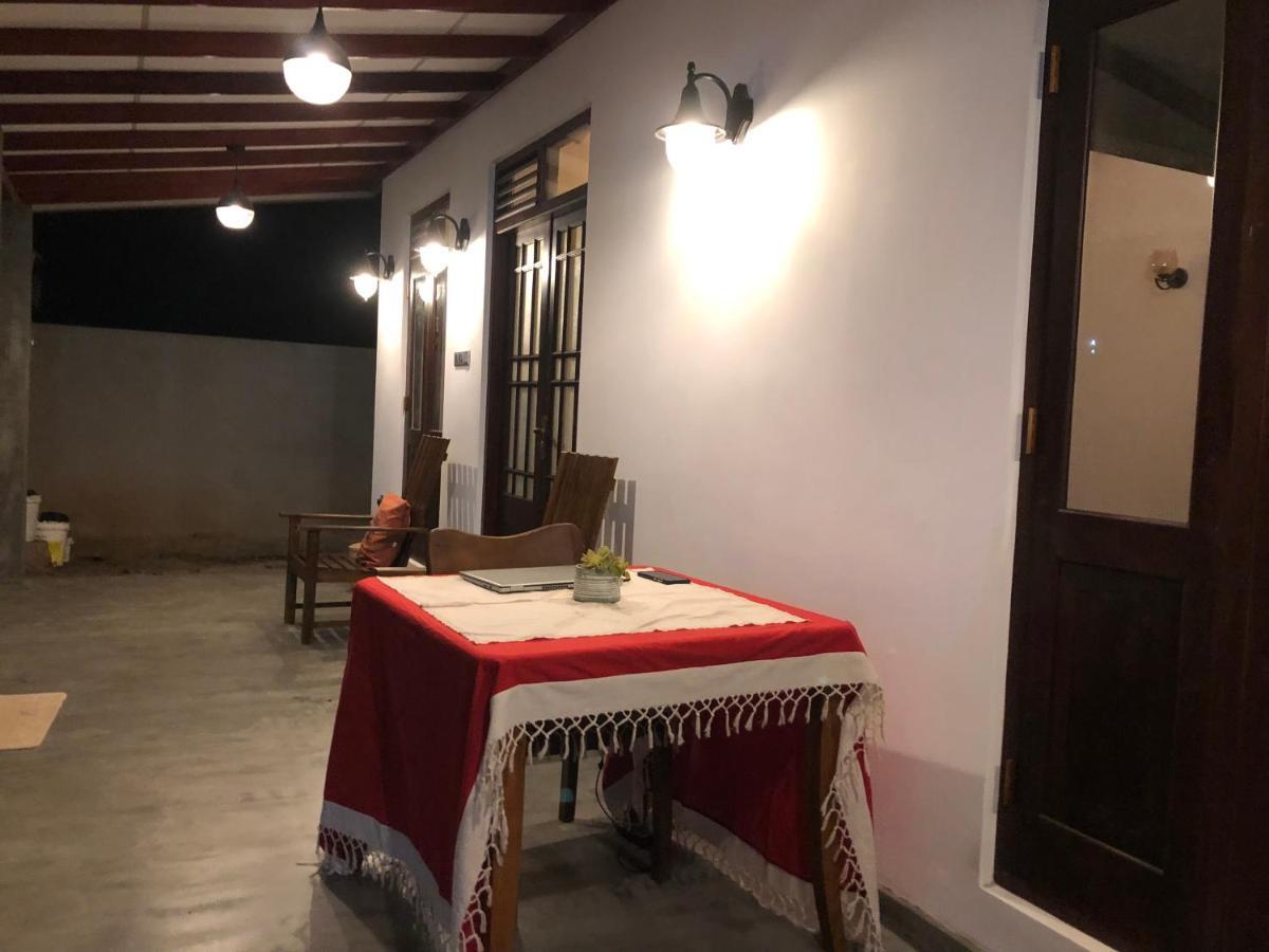 Lohas Villa Hiriketiya 디크웰라 외부 사진